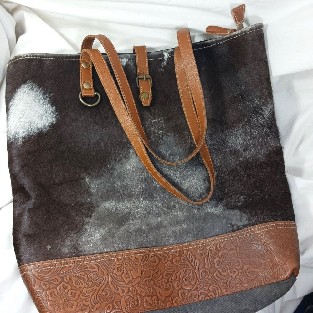 Myra Bag Dk Brown White Cowhide Gray Canvas Tooled Leather Shoulder Bag Zip 16" - Picture 10 of 13